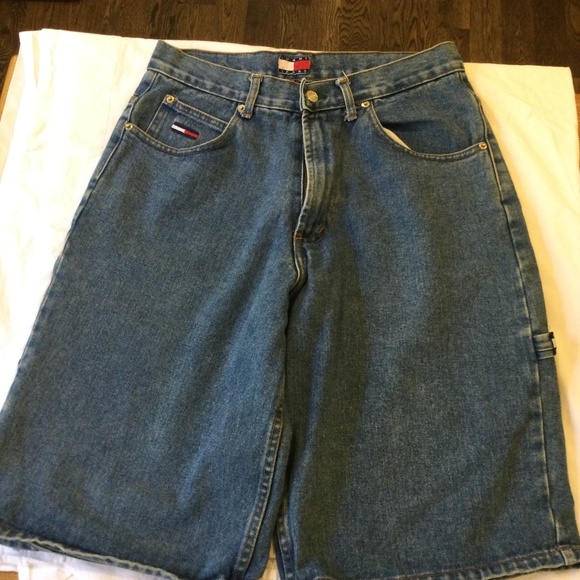 Mens short Brand Tommy Hilfiger size 31 - Picture 1 of 2